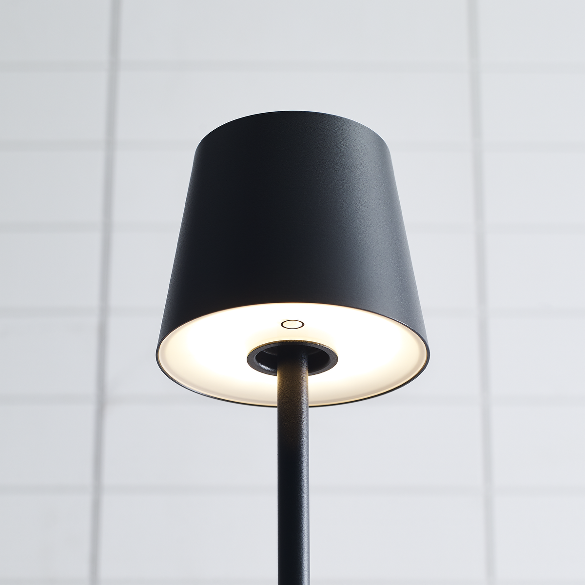 Nevis Medium Rechargeable Floor Lamp - SLFL535 | Visual Comfort