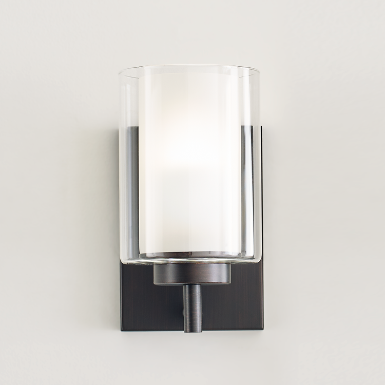 Straight On - In Use 1 - Detail 2 - Light On