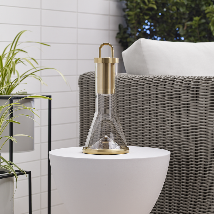 In Use - Straight On - Light Off