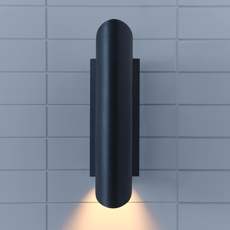 Straight On - In Use 2 - Detail 2 - Light On - Dusk