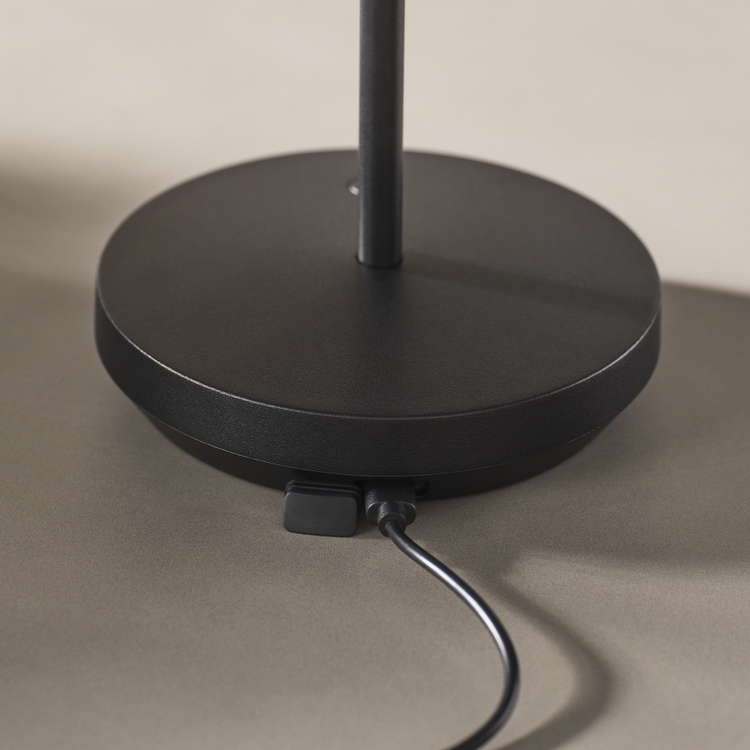 In Use - Detail 2 - Straight On - Light Off