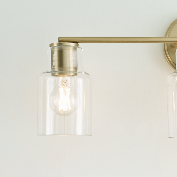 Straight On - In Use 1 - Detail 2 - Light On