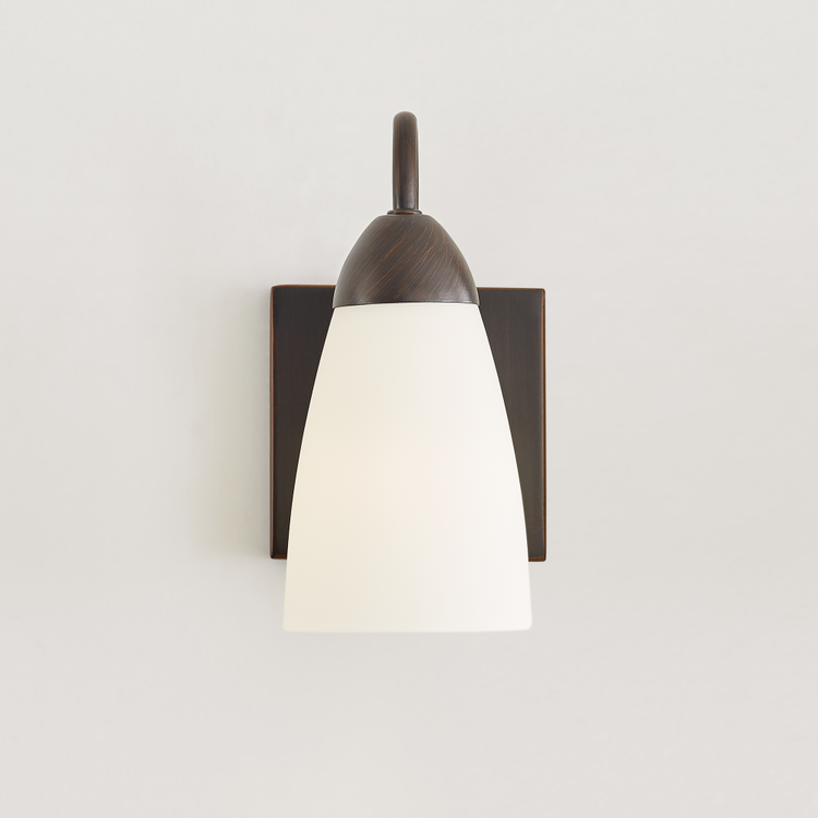 Straight On - In Use 1 - Detail 2 - Light On