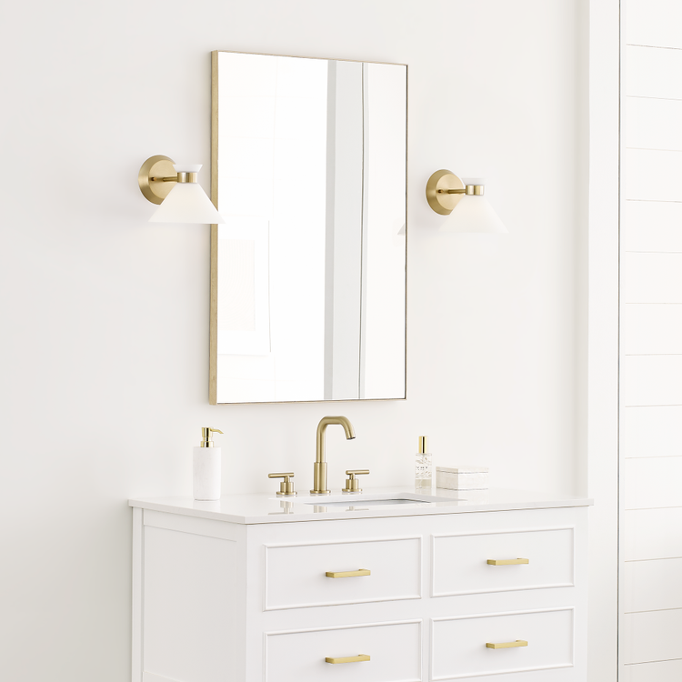 Three Quarter View - In Use - Light On