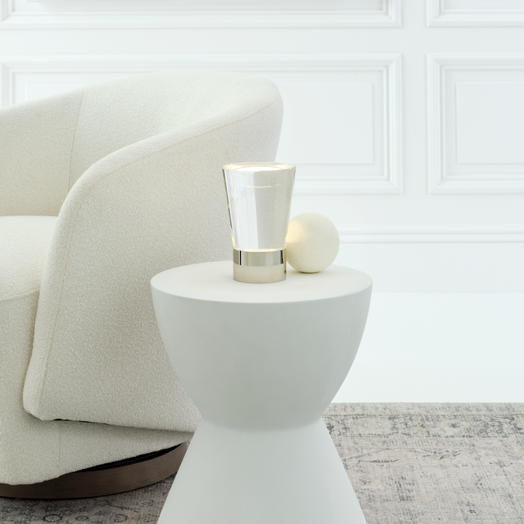 Straight On - In Use 2 - Light On