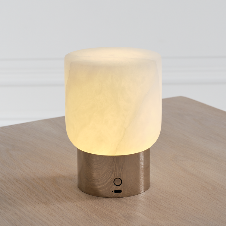 Straight On - In Use - Detail 3 - Light On