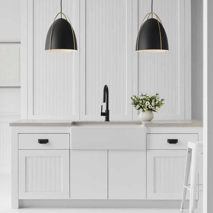 Straight On In Use 1_On