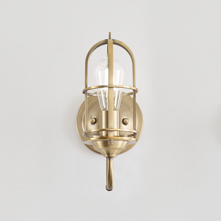 Straight On - In Use - Detail 2 - Light On