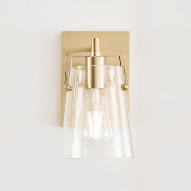 Straight On - In Use - Detail 2 - Light On