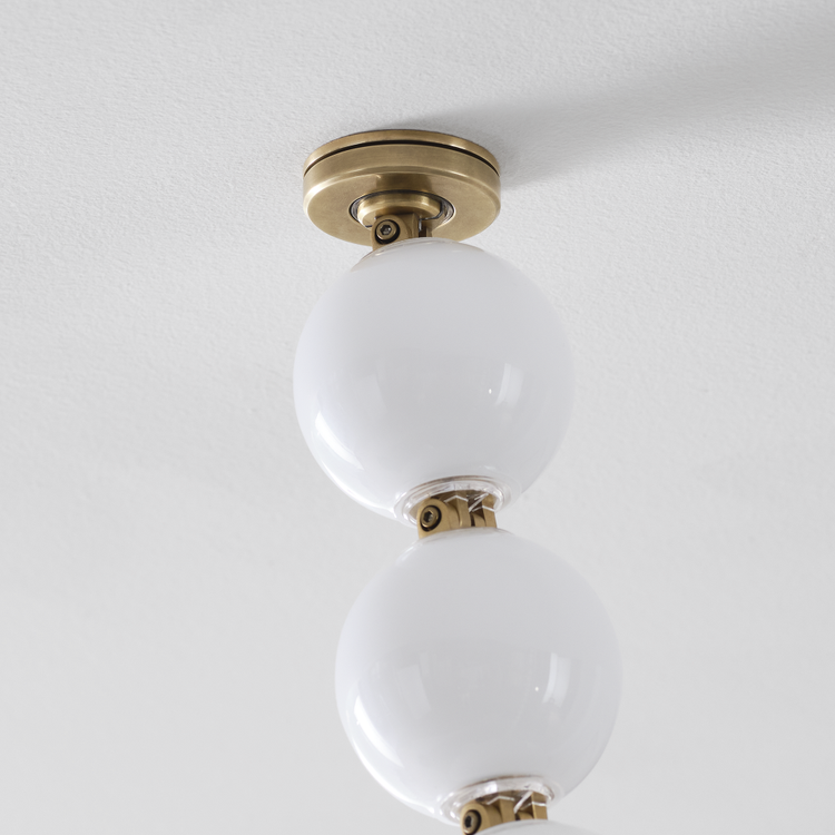 Straight On - In Use - Detail 2 - Light Off