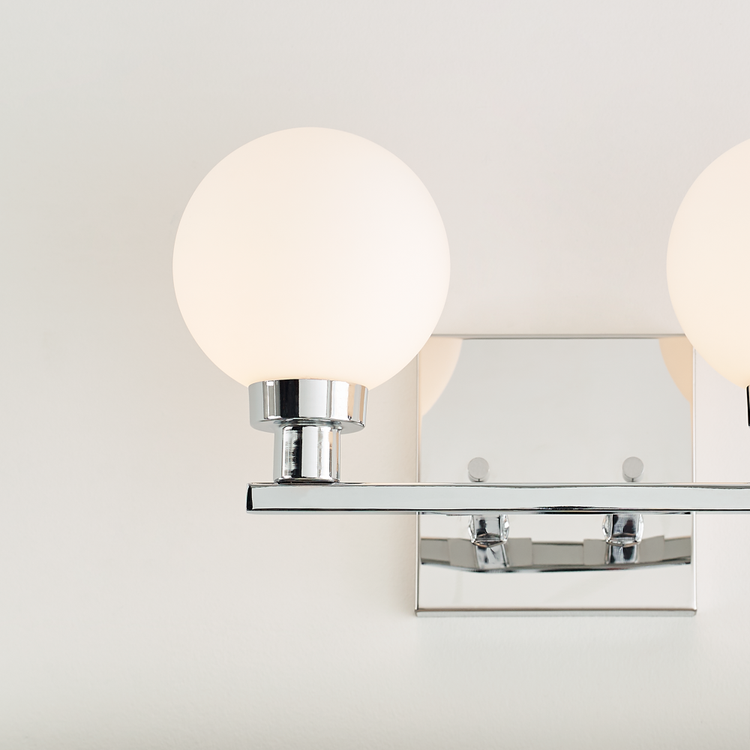 Straight On - In Use 1 - Detail 2 - Light On