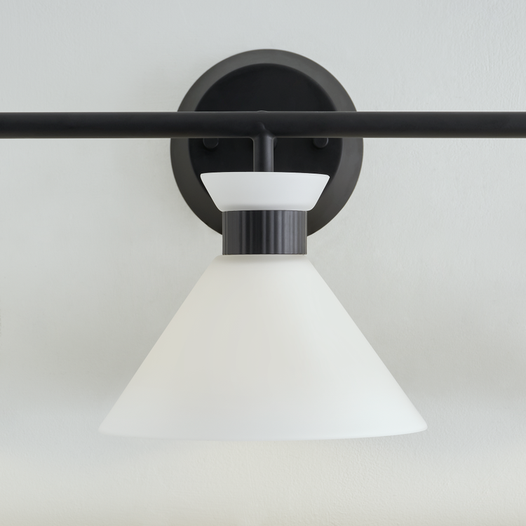 Straight On - In Use 1 - Detail 3 - Light On