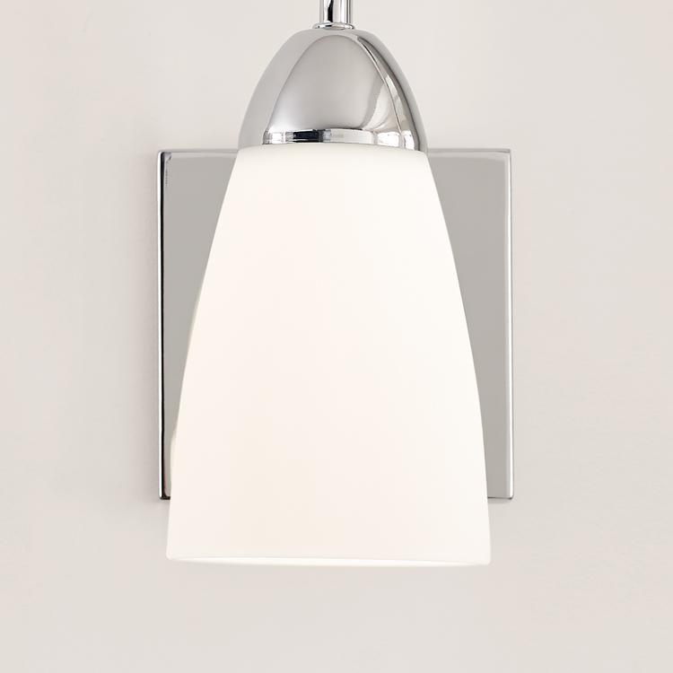 Straight Light On - In Use 1 - Detail 3 - Light On