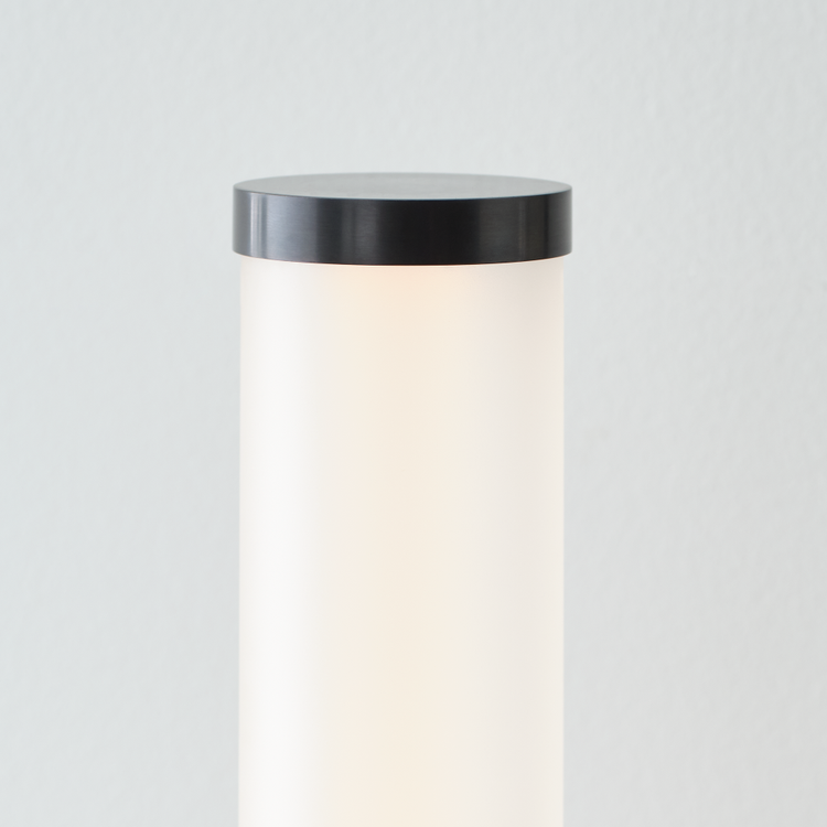 Straight On - In Use 1 - Detail 3 - Light On