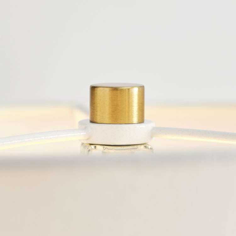 Straight On In Use Detail 2_On