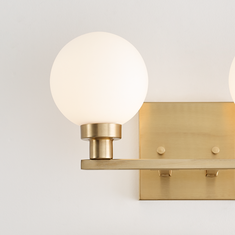 Straight On - In Use 1 - Detail 2 - Light On