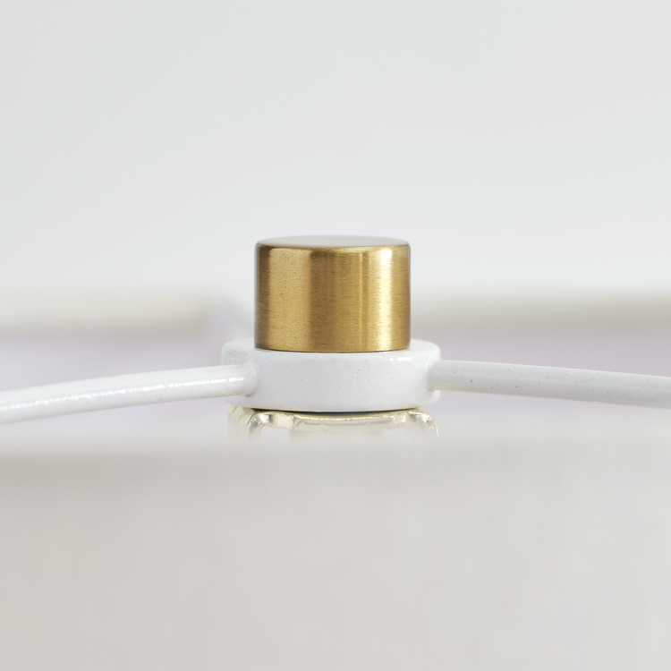 Straight On In Use Detail 2_Off