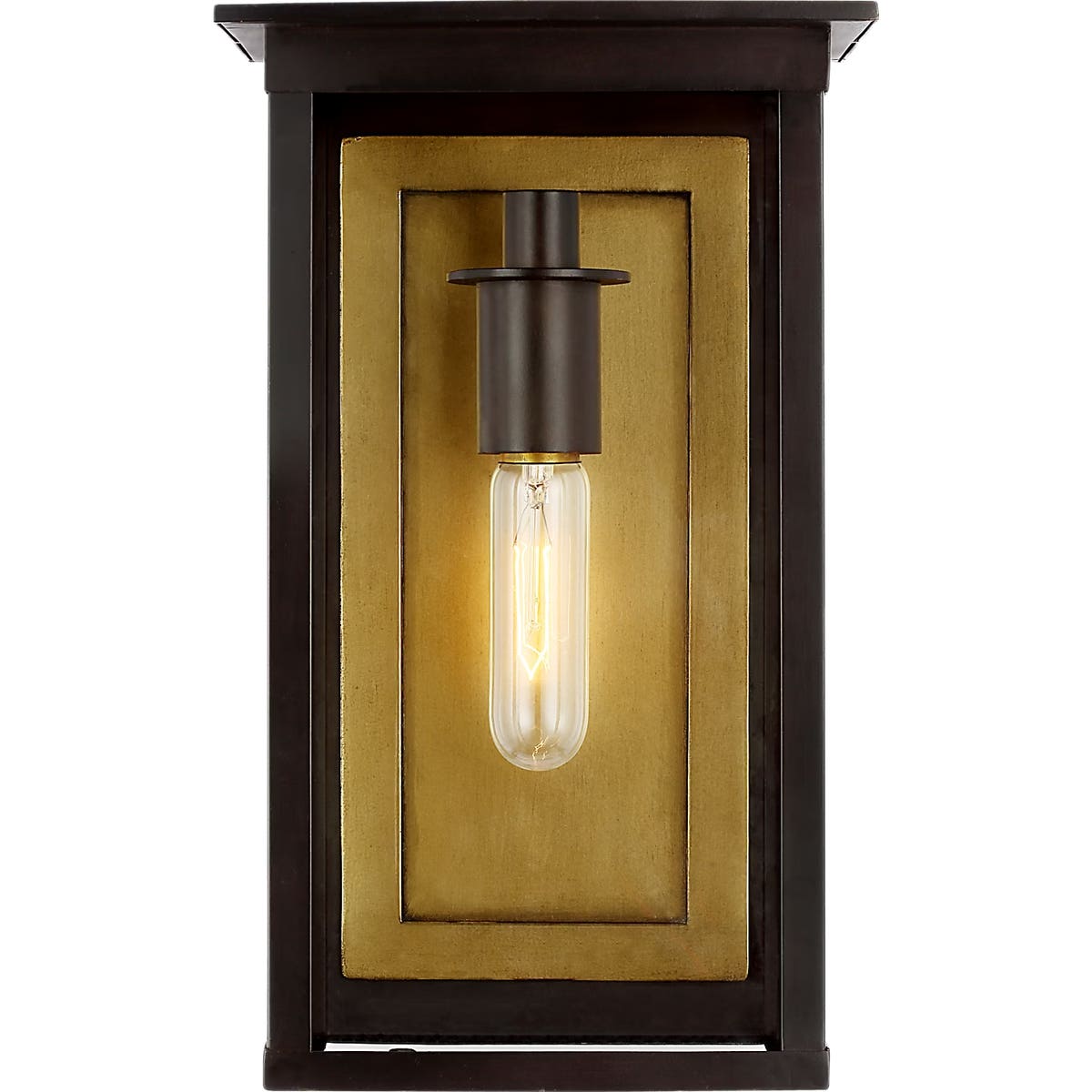 Freeport Medium Wall Lantern - CO1111 | Visual Comfort