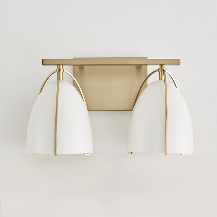 Straight Light On - In Use 1 - Detail 3 - Light On