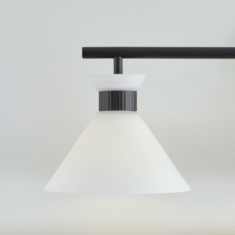 Straight On - In Use 1 - Detail 2 - Light On