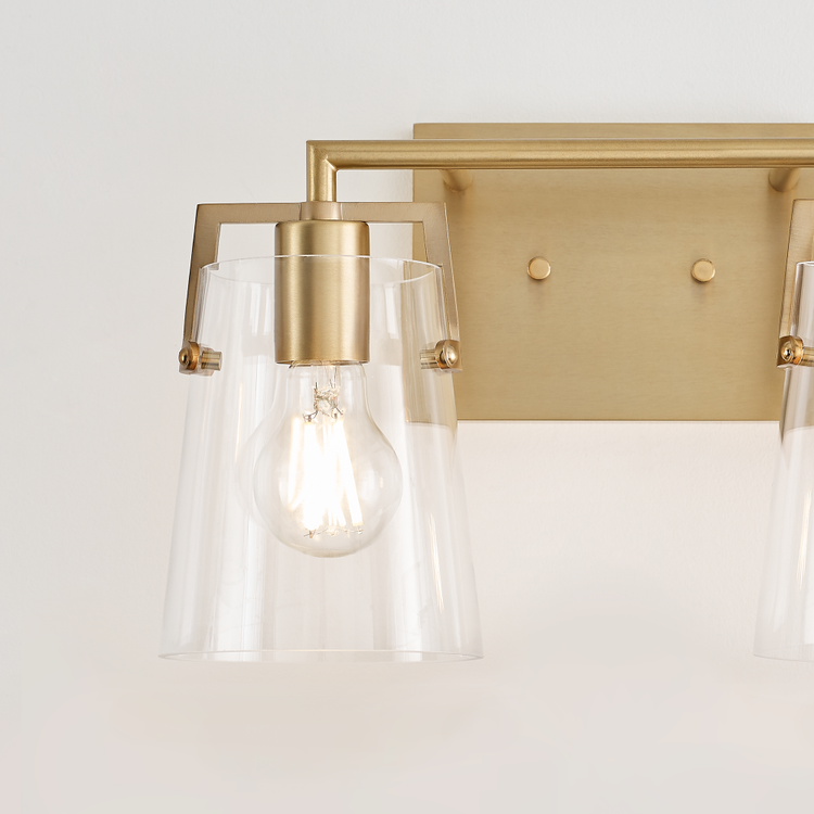 Straight On - In Use 1 - Detail 2 - Light On