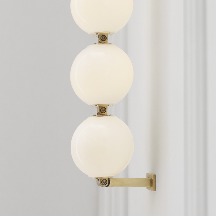 Three Quarter View - In Use - Detail 3 - Light On