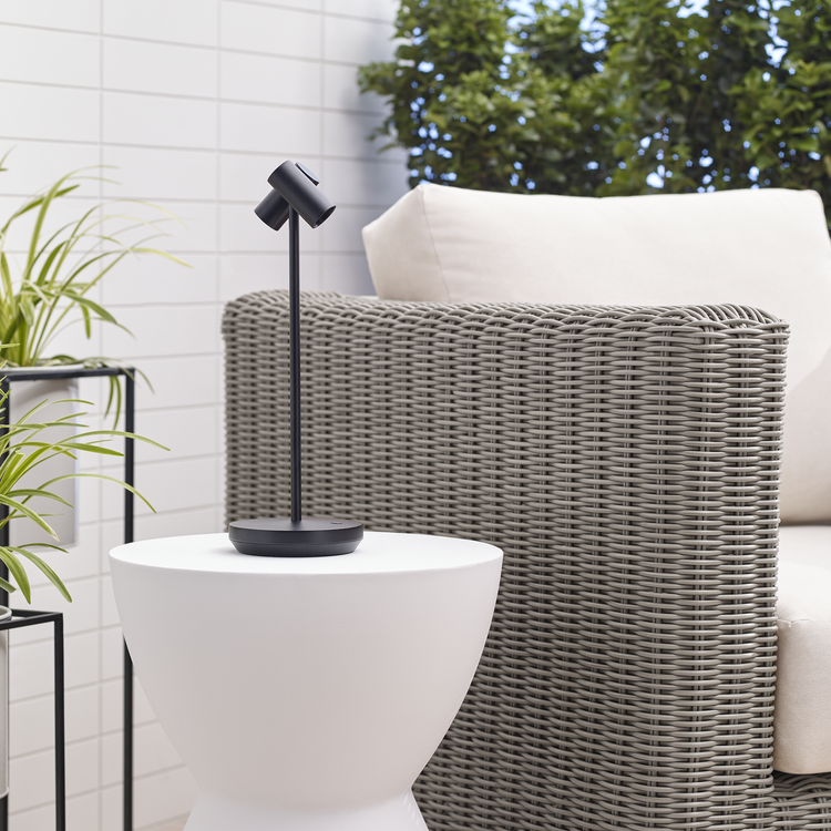 Straight On - In Use - Light Off