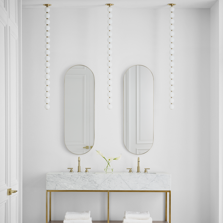 Straight On - In Use - Light Off