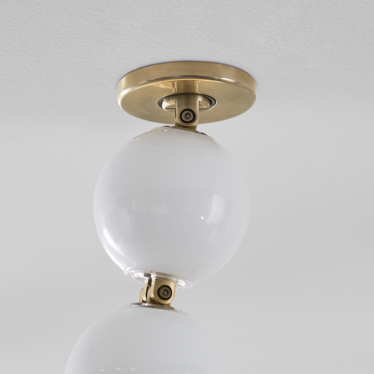 Straight On - In Use - Detail 3 - Light Off